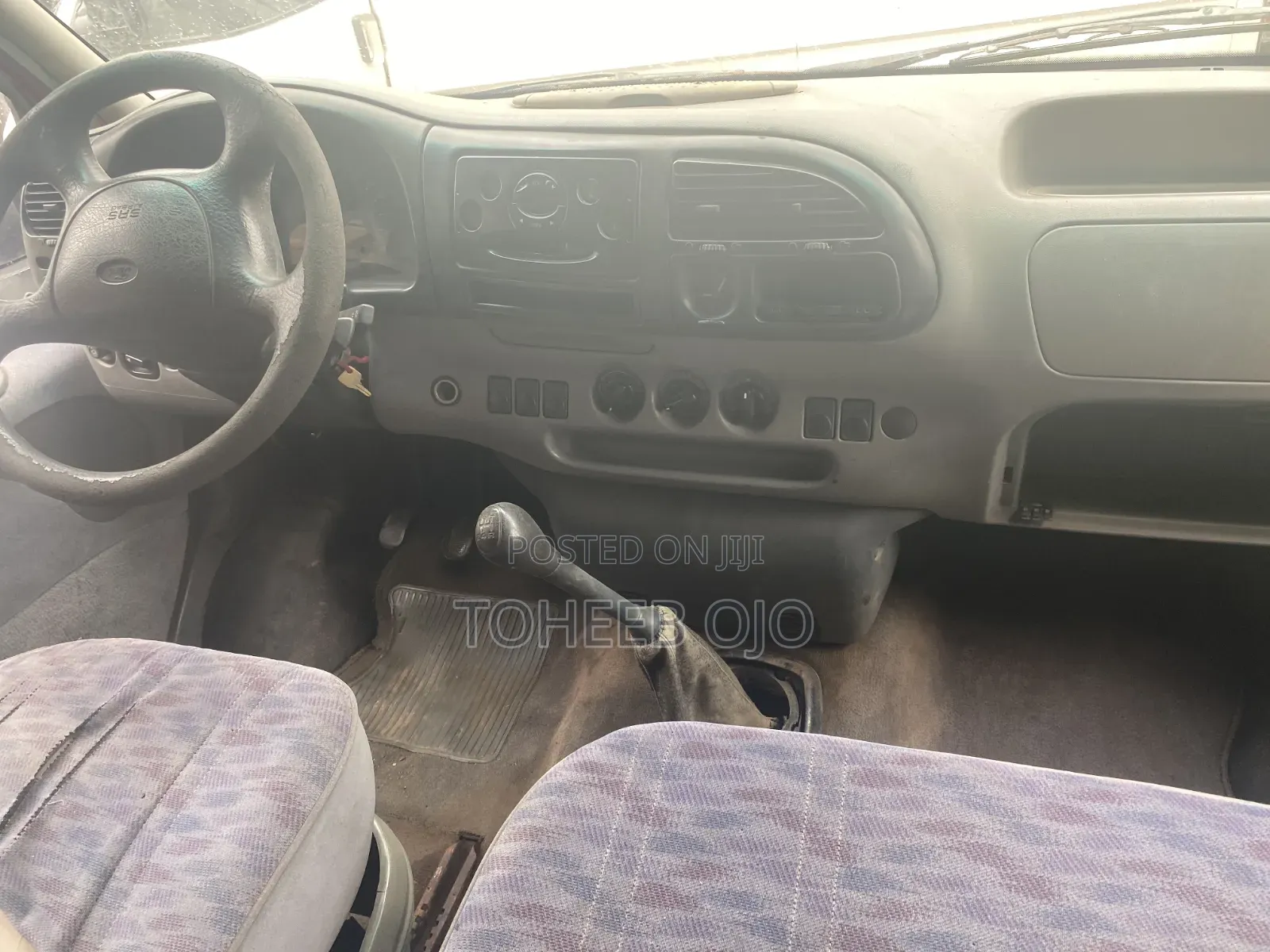 Ford Transit 1998 Red