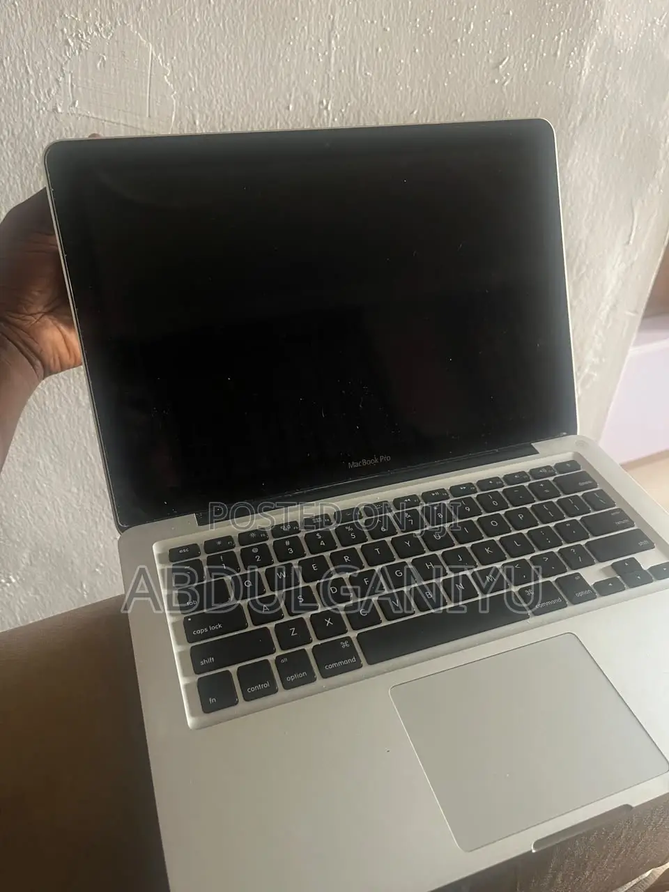 Laptop Apple MacBook 4GB Intel Core 5 SSD 500GB