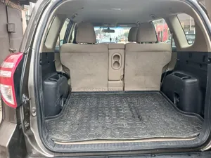 Toyota RAV4 2013 Brown