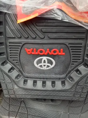 Rubber Footmat for Toyota Cars