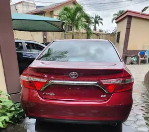 Toyota Camry 2016 Red