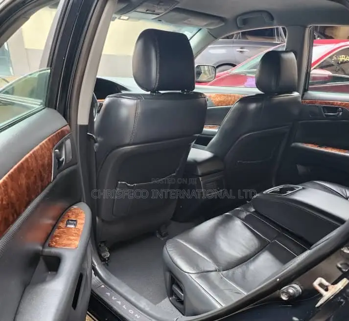 Toyota Avalon 2008 Black