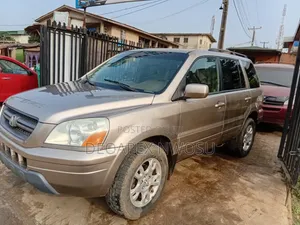 Honda Pilot 2005 Gold