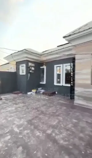 3bdrm Bungalow in Abraham Adesanya for sale