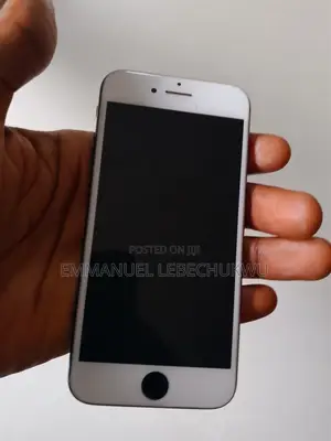 Apple iPhone 7 128 GB White