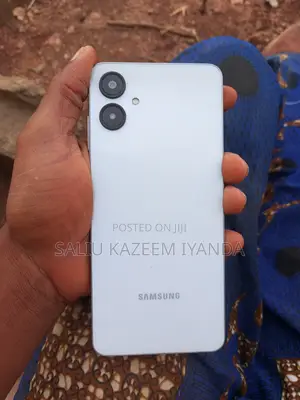 Samsung Galaxy A06 128 GB White