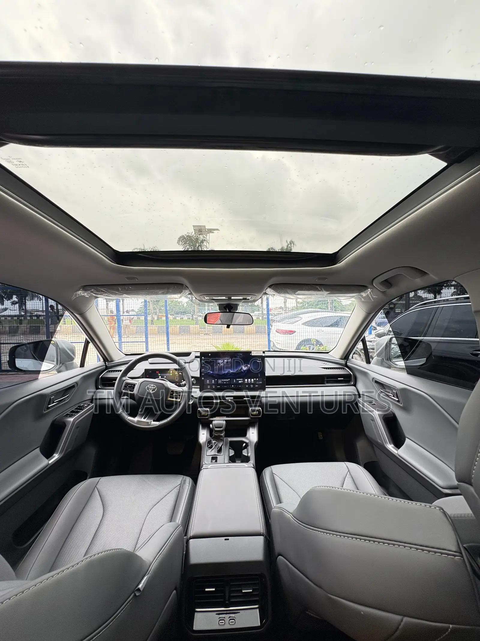 Toyota RAV4 2026 White