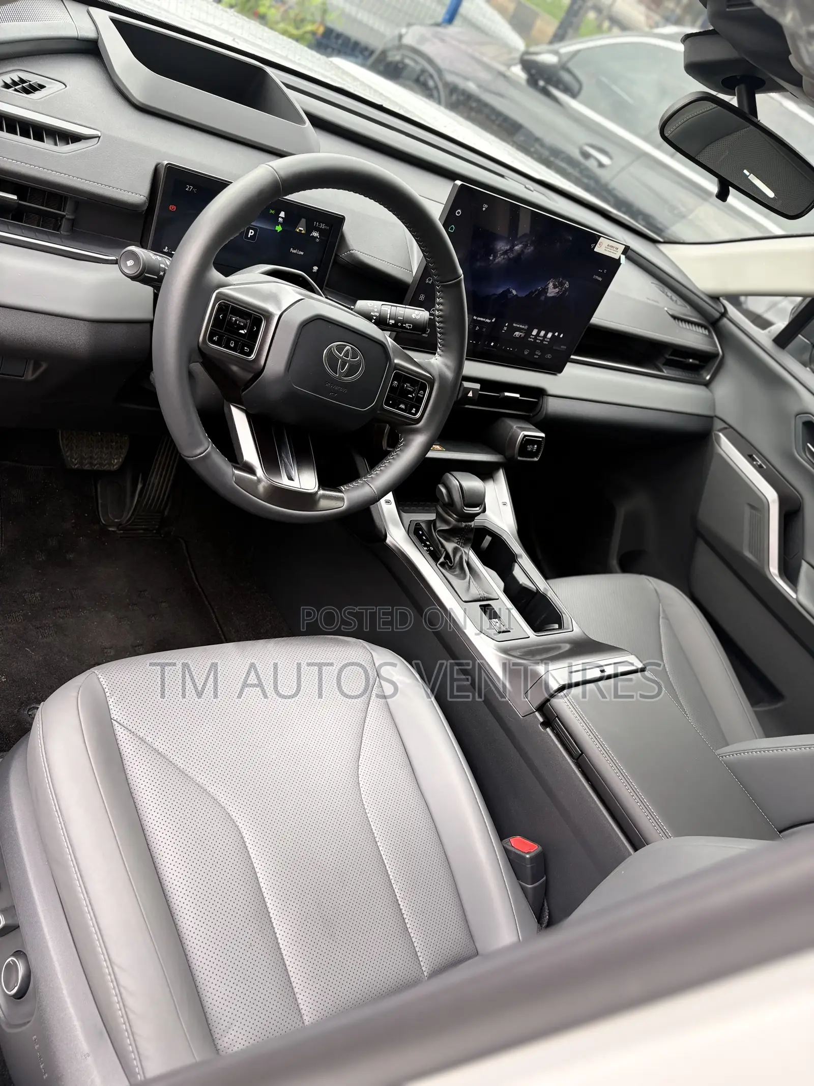 Toyota RAV4 2026 White