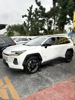 Toyota RAV4 2026 White
