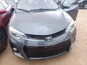 Toyota Corolla 2015 Gray
