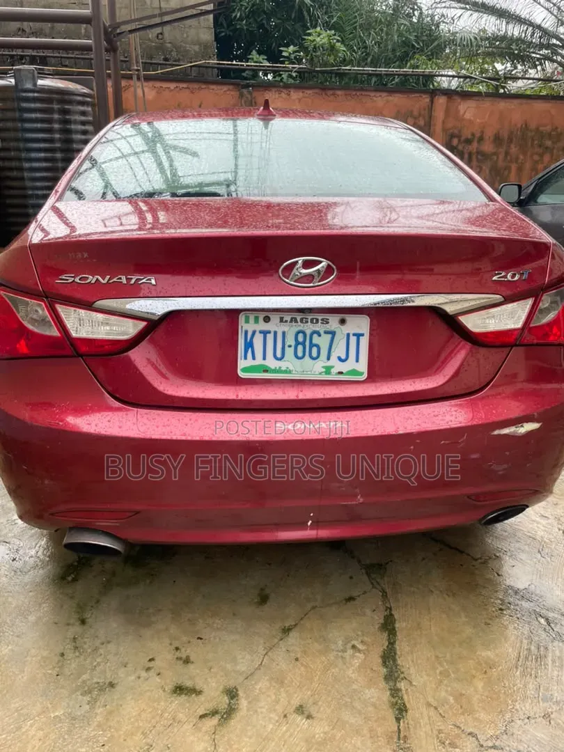 Hyundai Sonata 2012 Red