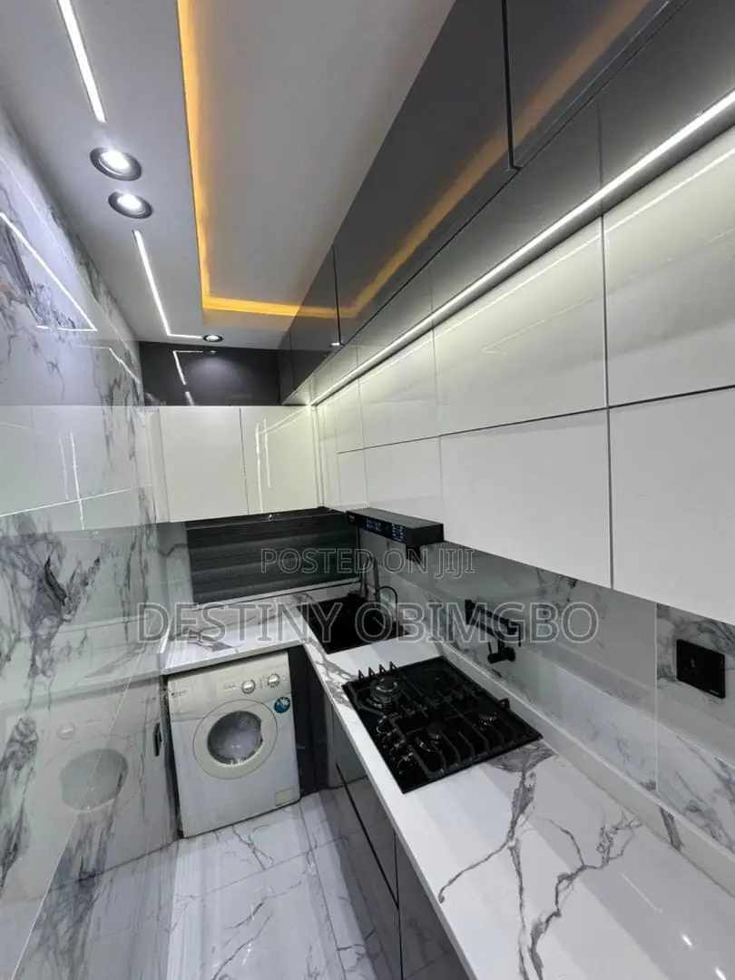 One Bedroom Apartment