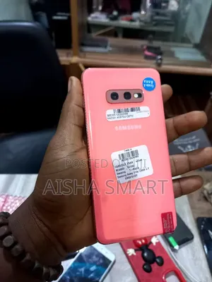 Samsung Galaxy S10e 128 GB Black