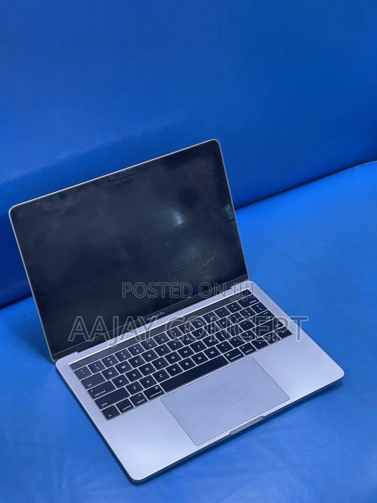 Laptop Apple MacBook Pro 2016 8GB Intel Core i5 SSD 512GB