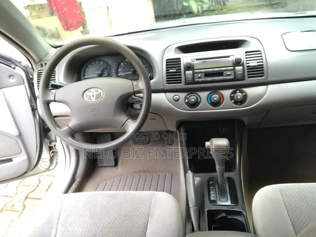 Toyota Camry 2003 Silver