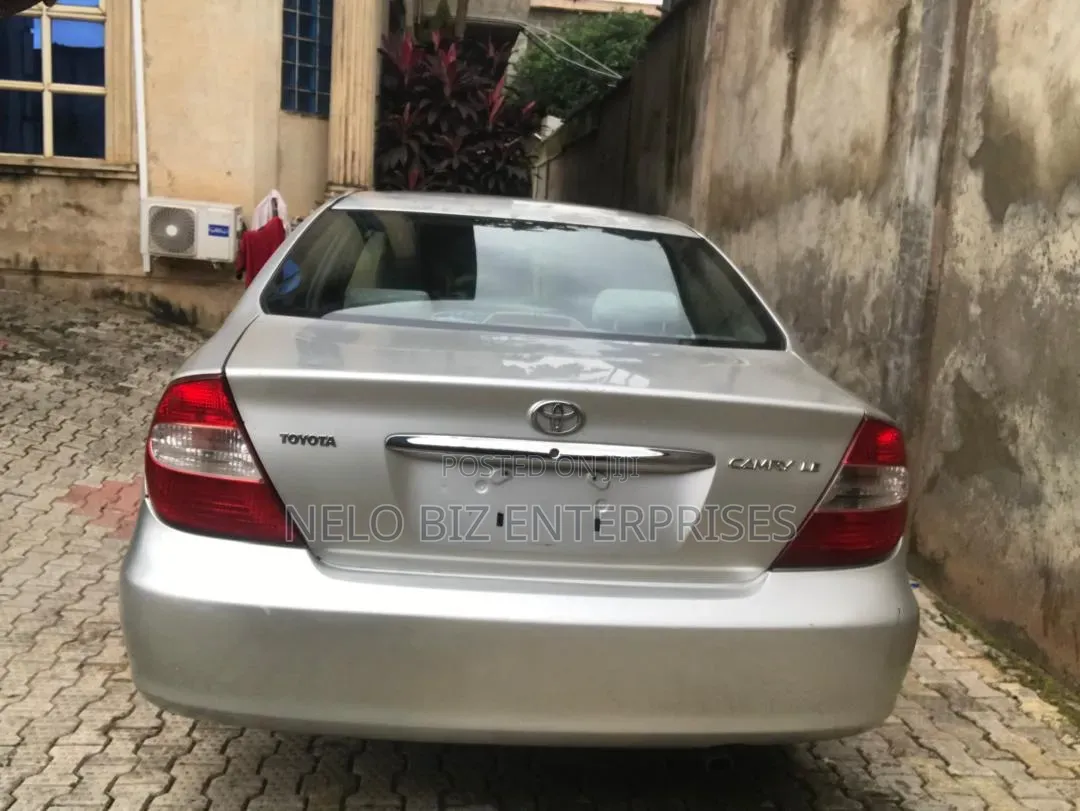 Toyota Camry 2003 Silver