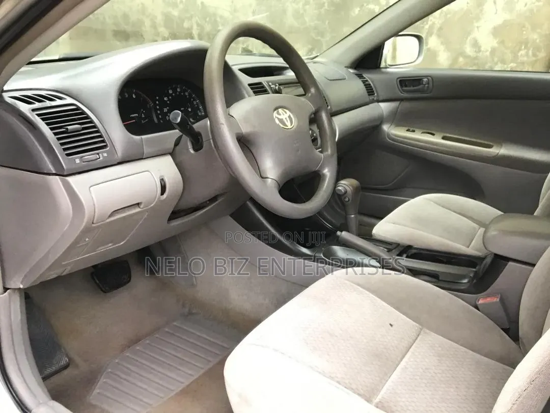 Toyota Camry 2003 Silver