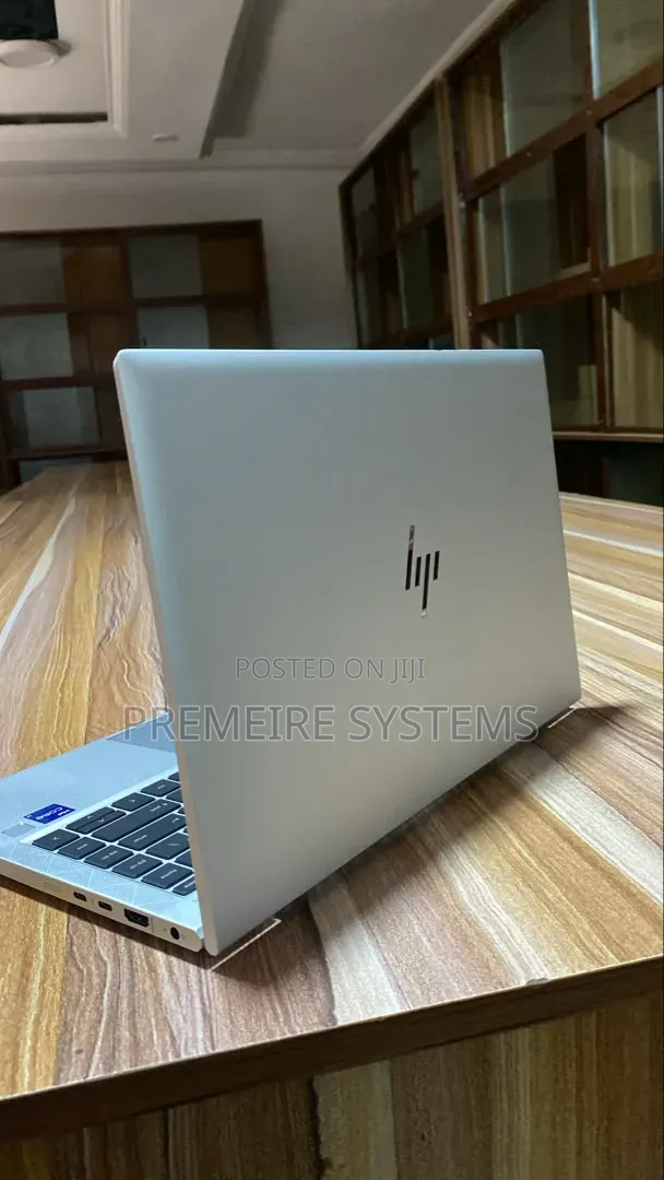 Laptop HP EliteBook 840 G8 16GB Intel Core i7 SSD 512GB