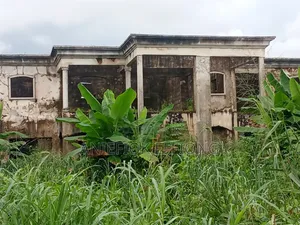 12bdrm Duplex in Owot Uta Estate, Ibesikpo Asutan for Sale