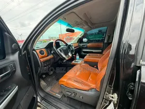 Toyota Tundra 2014 Black