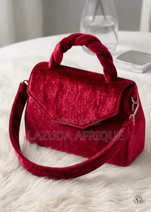 Ene Velvet Bag