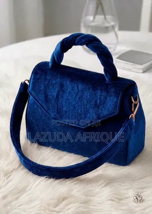 Ene Velvet Bag