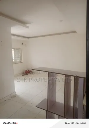 2bdrm Block of Flats in Fo1, Kubwa for rent