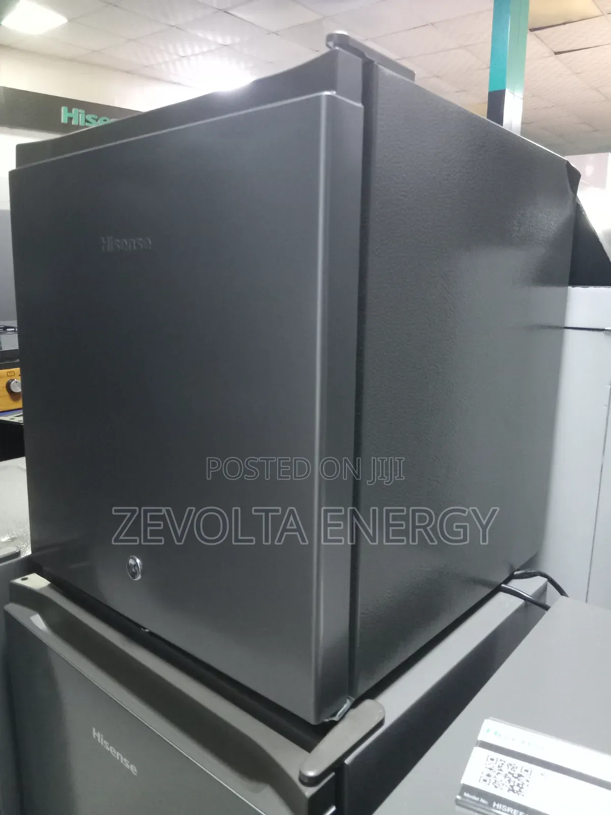 Hisense 46L Mini Fridge – Neat, Compact Energy Efficient