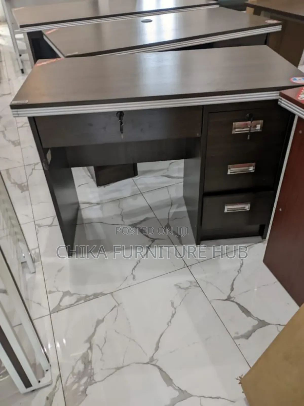 Quality Portable Office Table