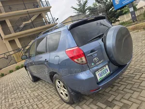 Toyota RAV4 2008 Blue