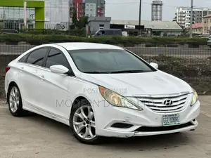 Hyundai Sonata 2012 White