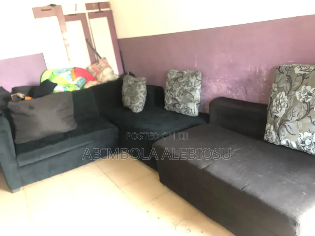 Complete Seater (Chair)