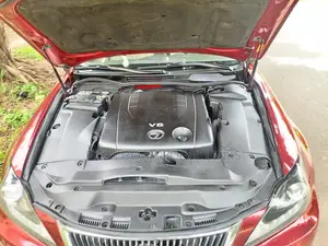 Lexus IS 350 2010 Red