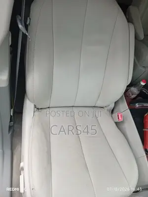 Toyota Sienna 2013 Gray
