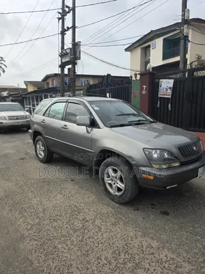 Lexus RX 2000 Gold