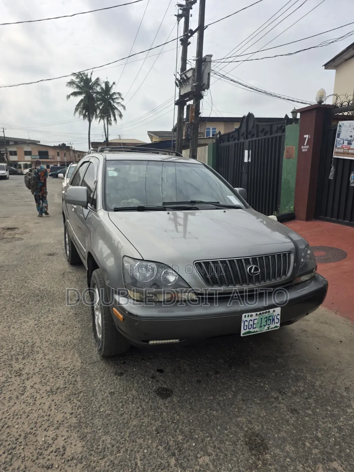 Lexus RX 2000 Gold