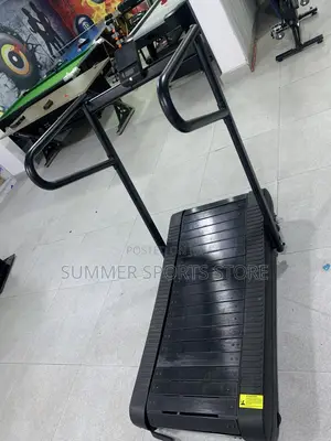 Manual Curve Treadmill