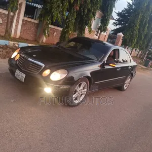 Mercedes-Benz E350 2022 Black