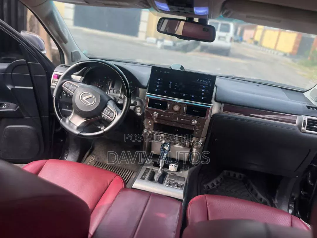 Lexus GX 2012 Black