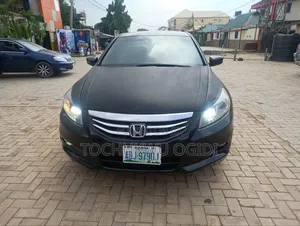 Honda Accord 2010 Black