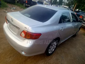 Toyota Corolla 2008 Silver