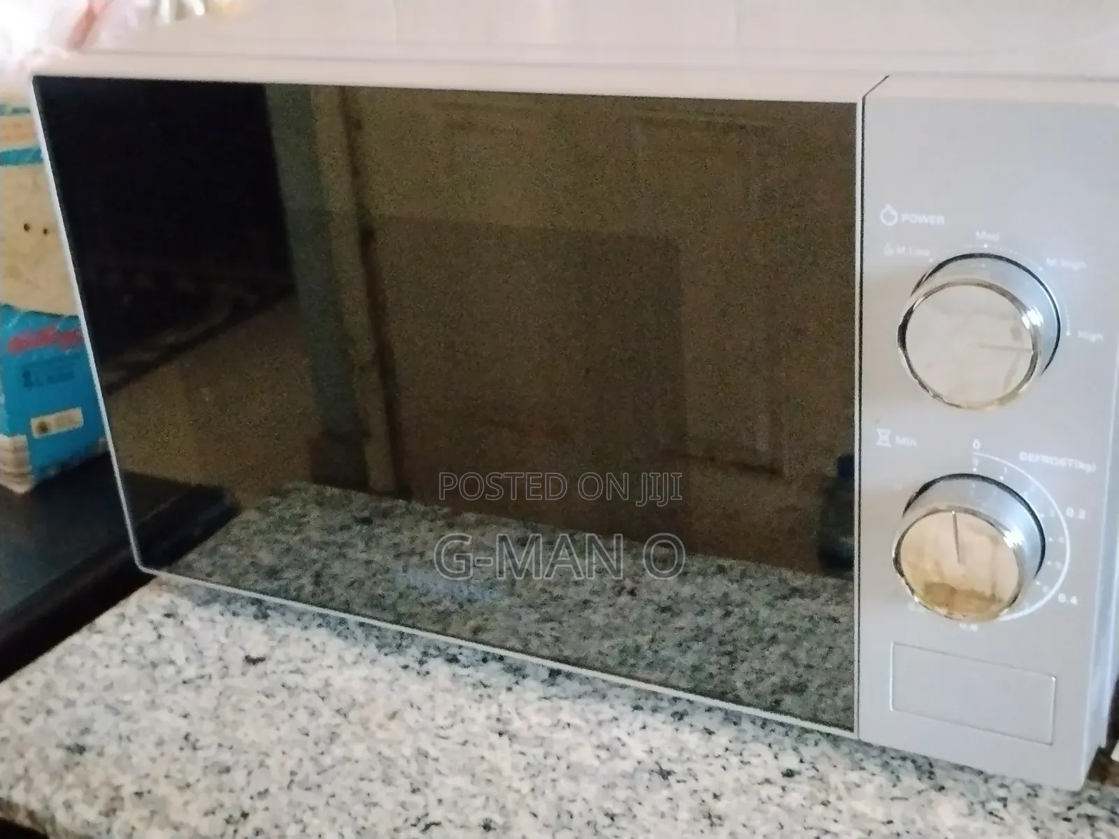 Hisense Microwave Oven 20l