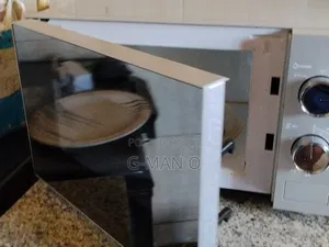 Hisense Microwave Oven 20l