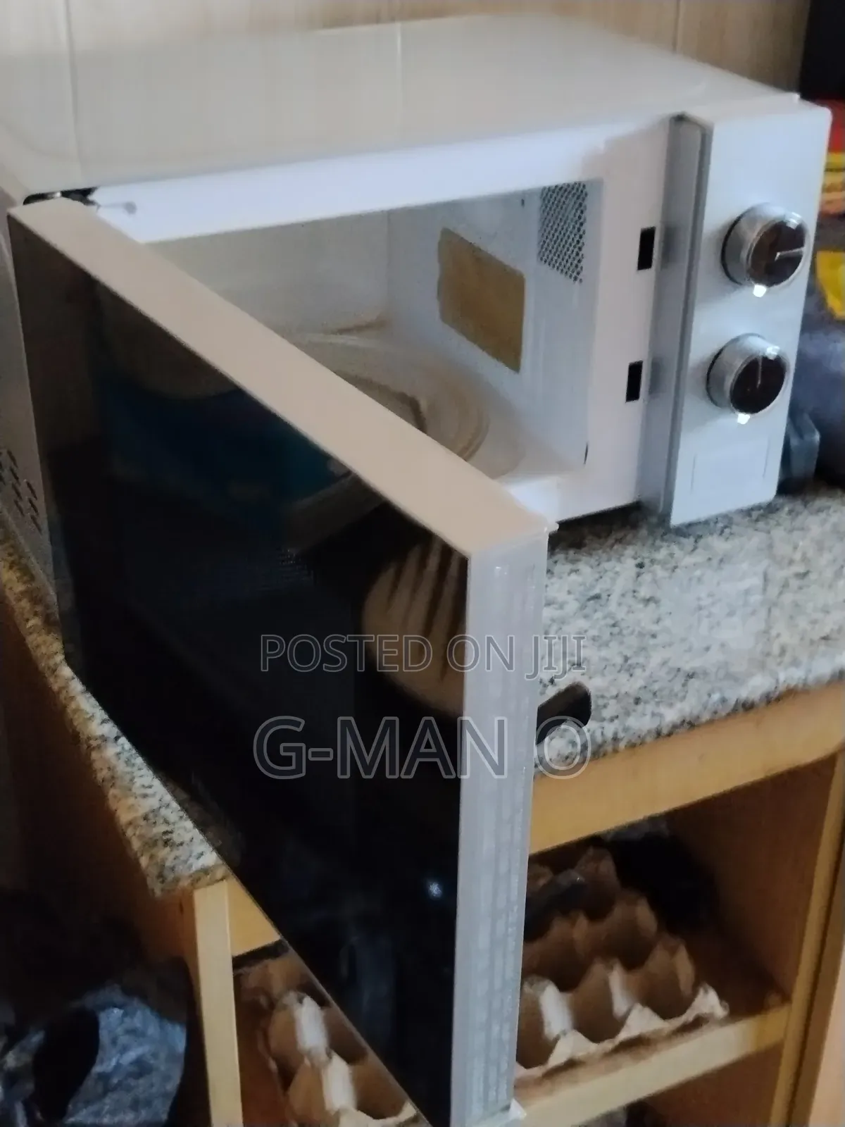 Hisense Microwave Oven 20l