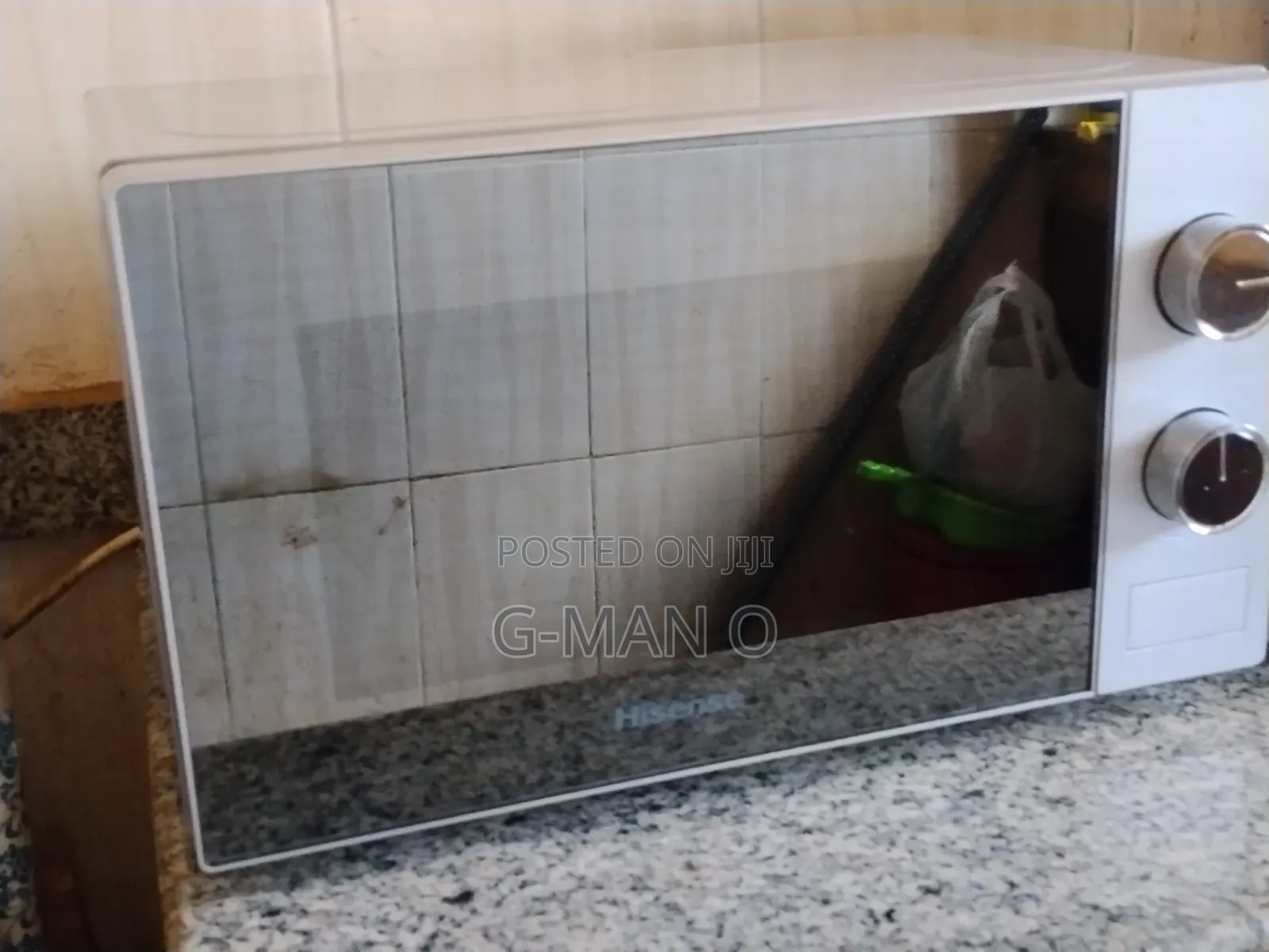 Hisense Microwave Oven 20l