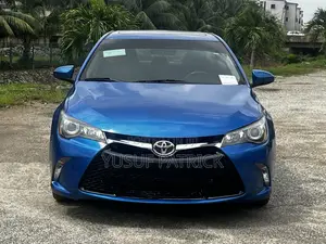 Toyota Camry 2016 Blue
