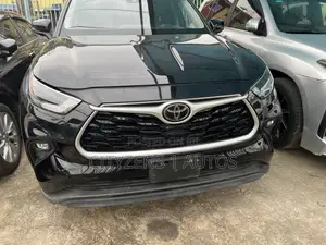 Toyota Highlander XLE 2021 Black