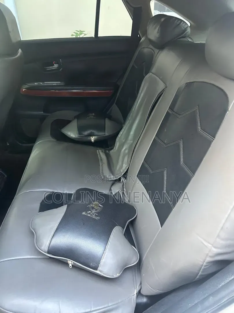 Lexus RX 2026 Silver