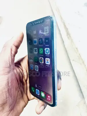 Apple iPhone X 64 GB White