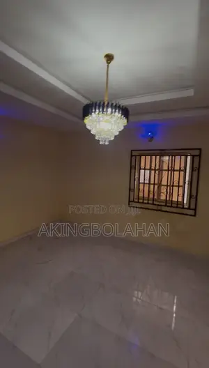 Furnished 2bdrm Apartment in Aba Bashorun Road, Akala Express for rent
